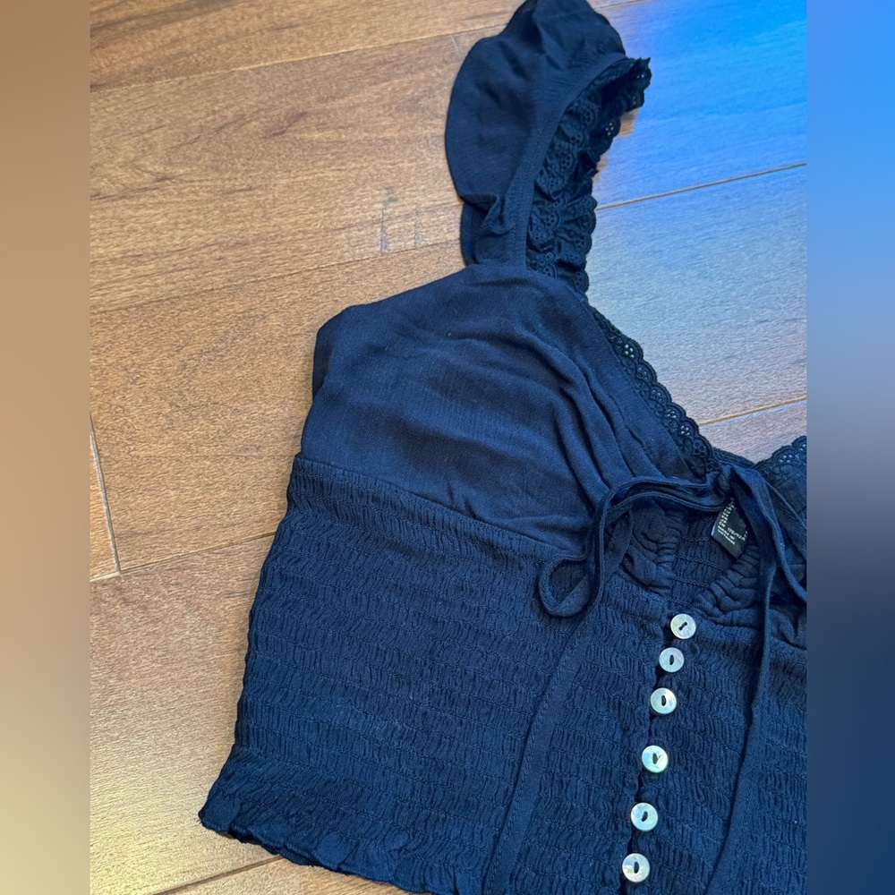 NWT FOREVER 21 Woven Crop Top - Picture 3 of 8